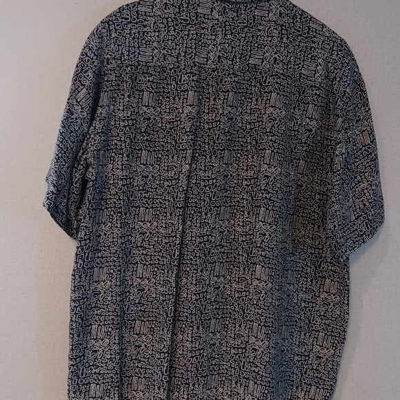 Bill Blass Gray and Tan Patterned Shirt 100% Silk Sz L - Picture 4 of 5